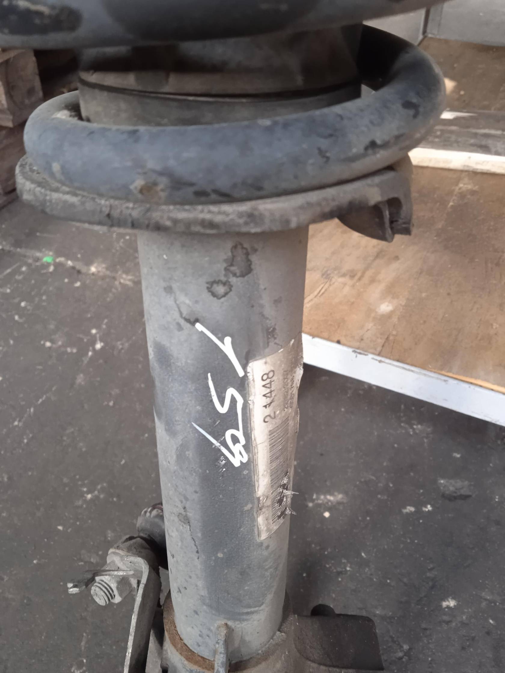 Ammortizzatore ant. dx.